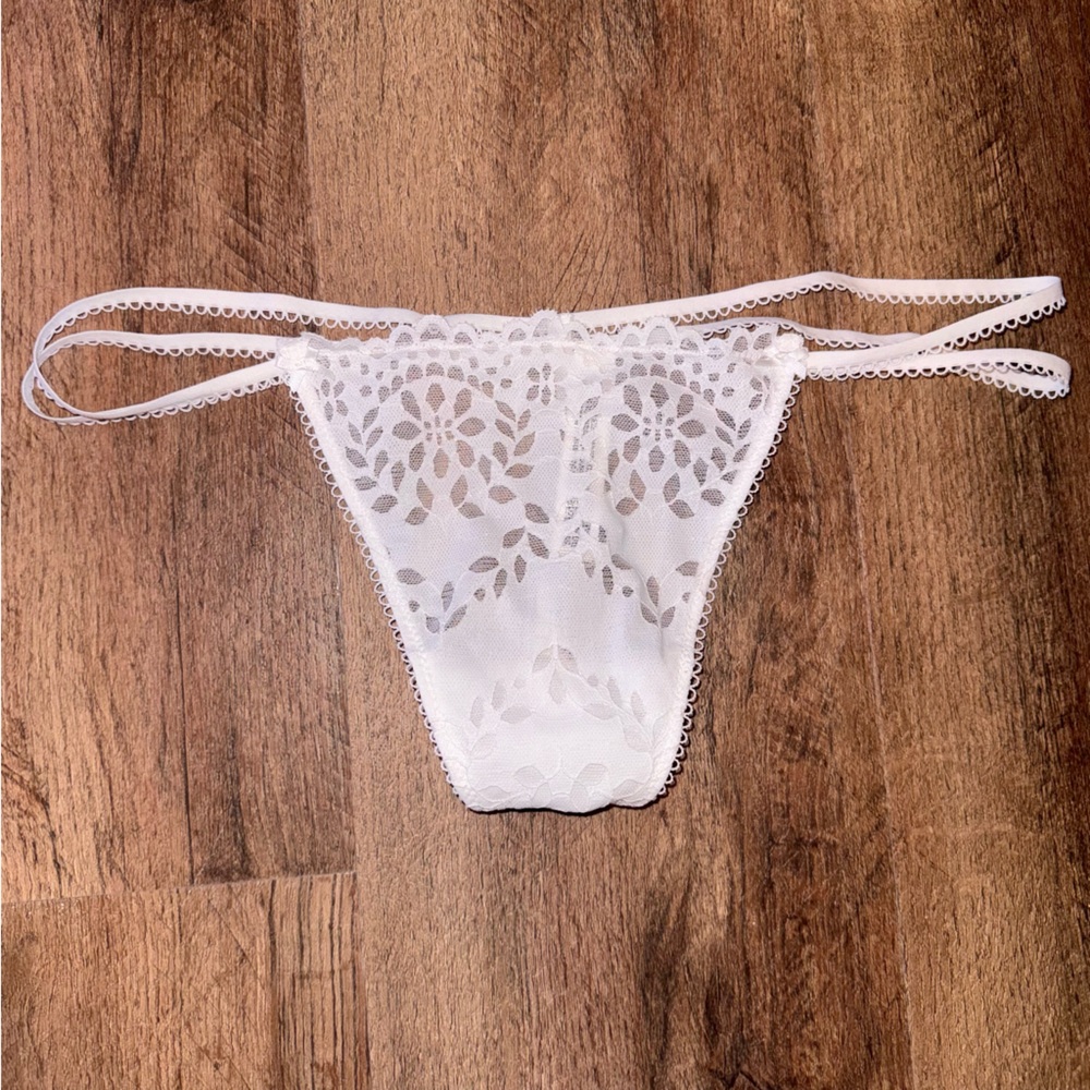 Lace Thong NWOT